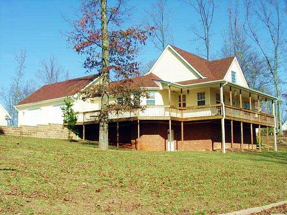 2nd image of 68 Green Leaf Dr