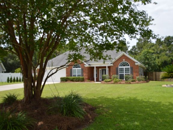 2nd image of 2419 Muscogee Dr