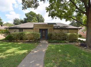 15759 Boulder Oaks Dr, Houston, TX 77084