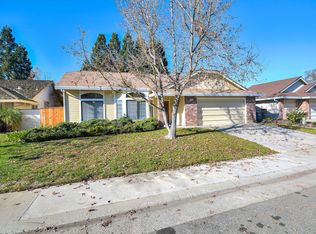 9454 Denholm Ct, Elk Grove, CA 95758