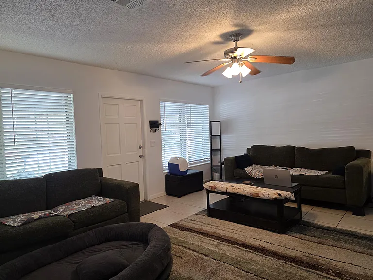 1524 NE 5th Ave — Photo 31