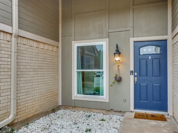 1821 Heidelberg Dr, Fort Worth, TX 76134