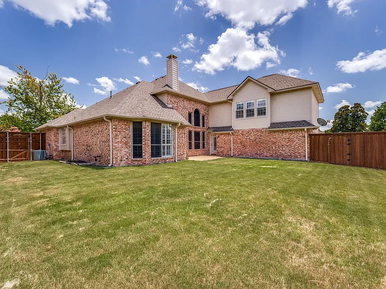 7805 San Isabel Dr — Photo 32