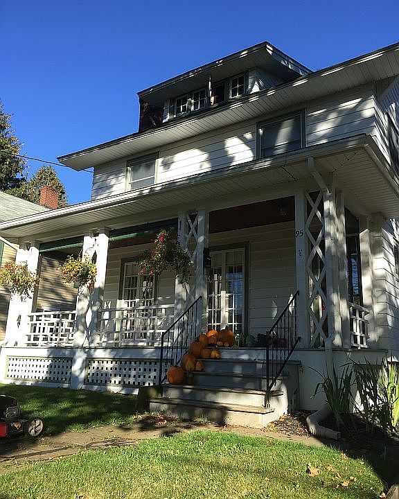 1st image of 95 Pioneer St
