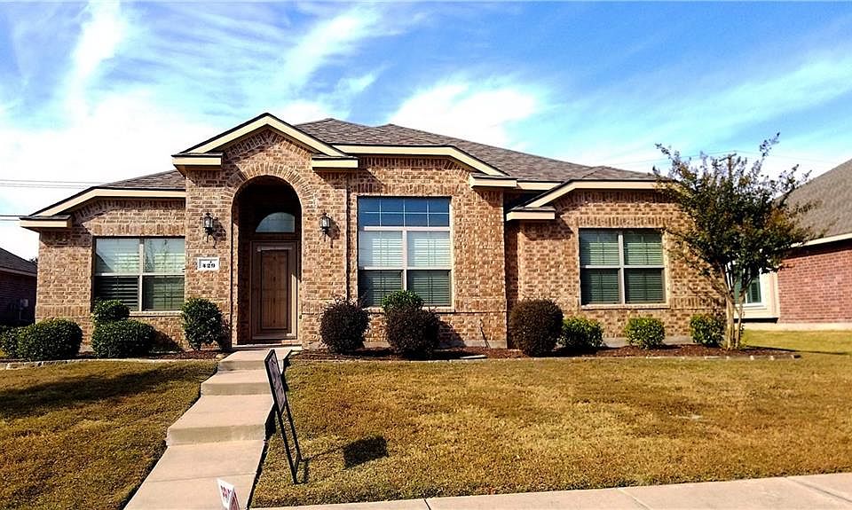 1st image of 429 Da Vinci Ln