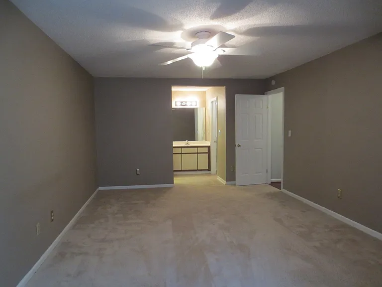 1523 Penrose Arch — Photo 10