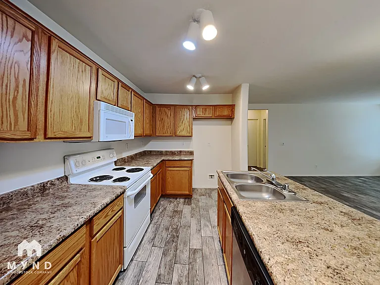 22564 W Pima St — Photo 11