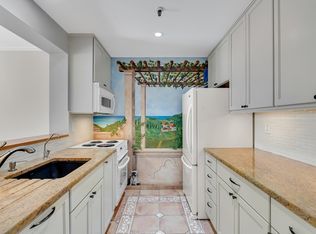 4 Canal Park APT 709, Cambridge, MA 02141