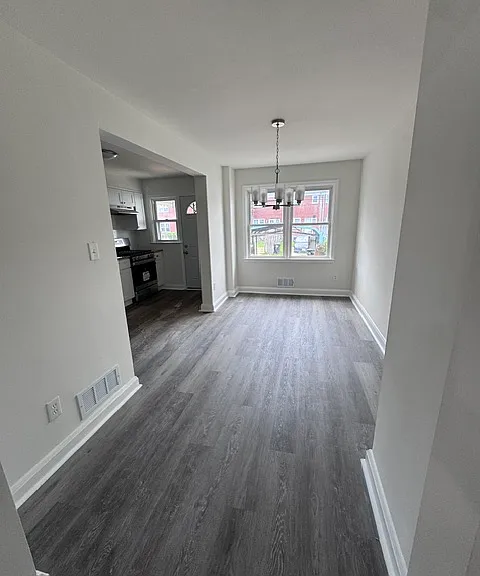 2227 Vailthorn Rd — Photo 3