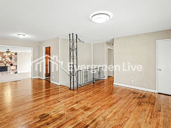 3rd image of 509 N 80th Ter