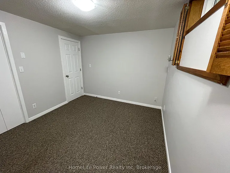 573 Glen Manor Blvd #B — Photo 10