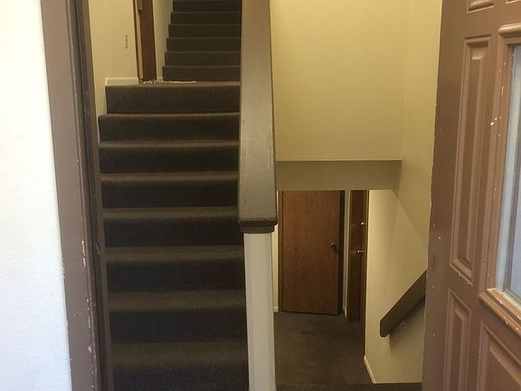2nd image of 228 Woodridge Dr