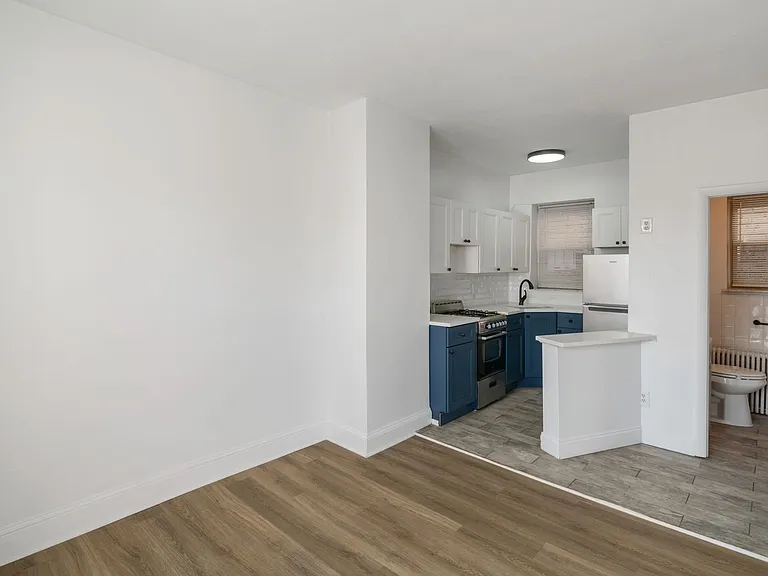 1349 Ellsworth St #3W — Photo 5