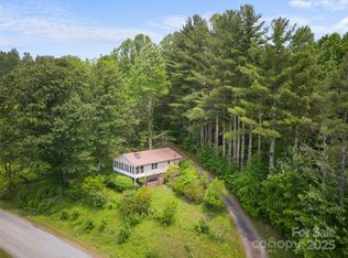 48 Israel Rd, Brevard, NC 28712