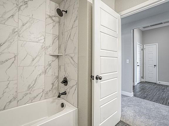 Nikki Arisehomes 7538apachedr,shawneeks 42 31