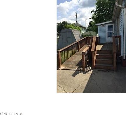 5th image of 1508 Larchmont Ave NE