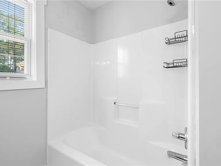 141 Poplar Way — Photo 38