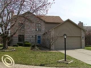 1st image of 46884 Amberwood Dr