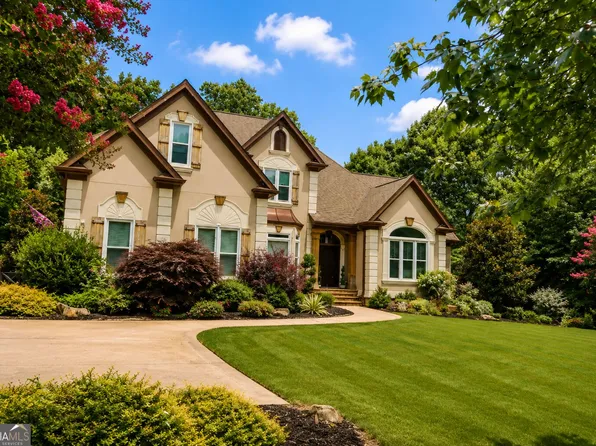 915 Champions Fairway Dr, Milton, GA 30004