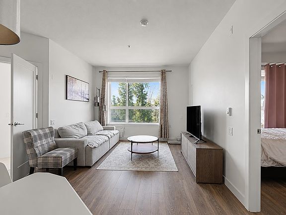 5th image of 20829 77a Ave #301