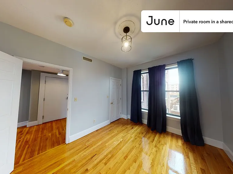 17 Highgate St #B — Photo 2