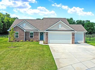 5734 Arctic Run Dr, Noblesville, IN 46062