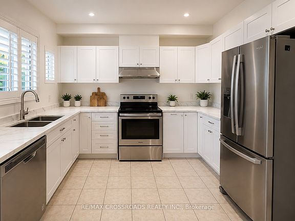 3rd image of 1547 Hummingbird Ct