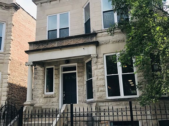 2nd image of 1527 S Central Park Ave
