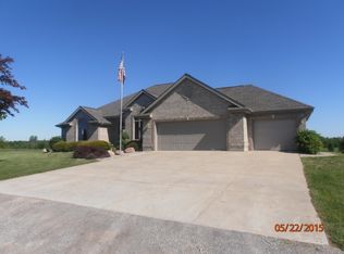 6282 Baldwin Rd, Swartz Creek, MI 48473