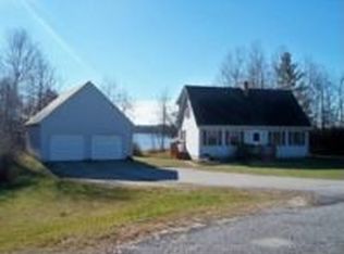 29 Railroad Dr, Sabattus, ME 04280