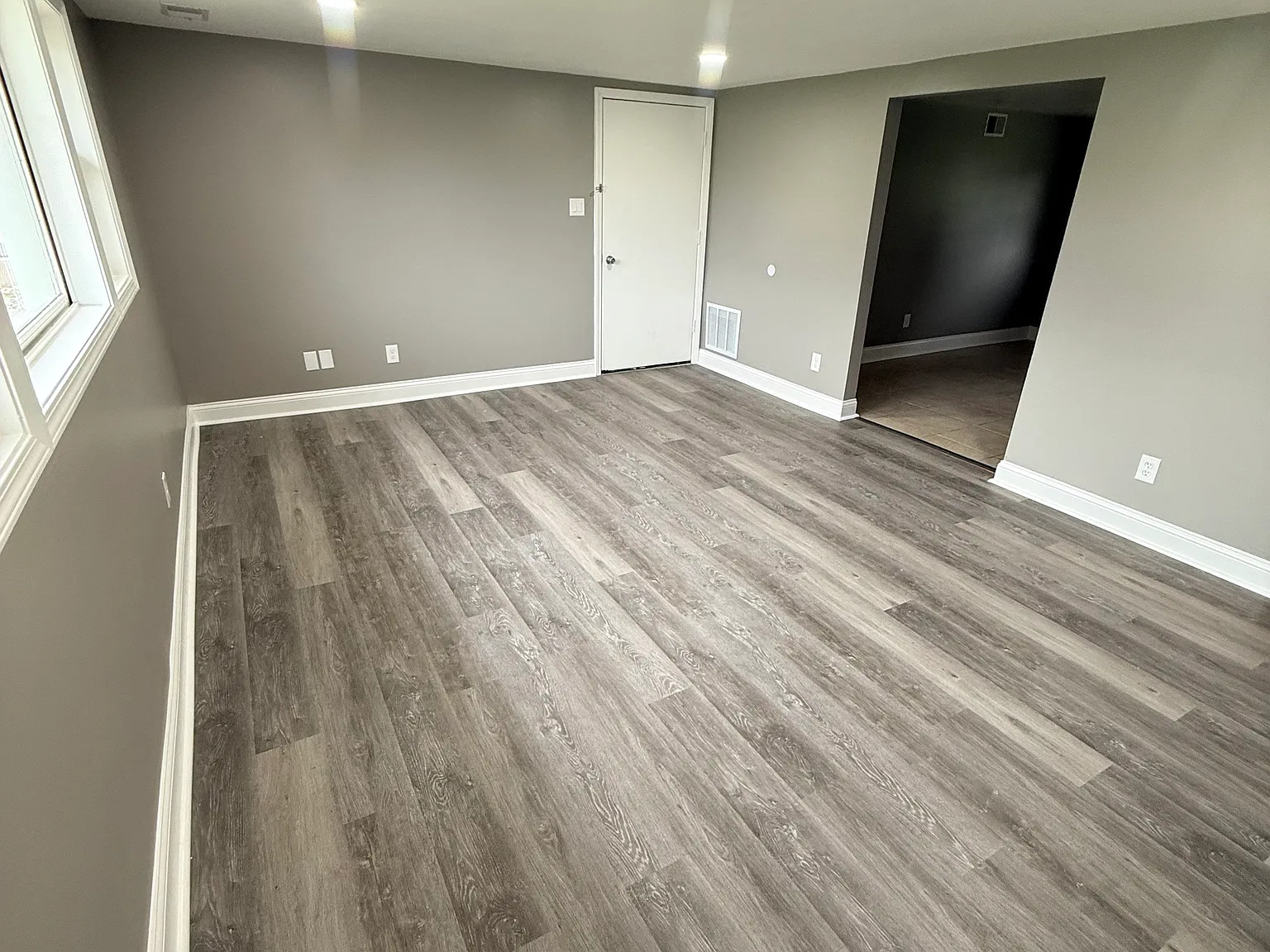 2 bed, $1,350 — Photo 4