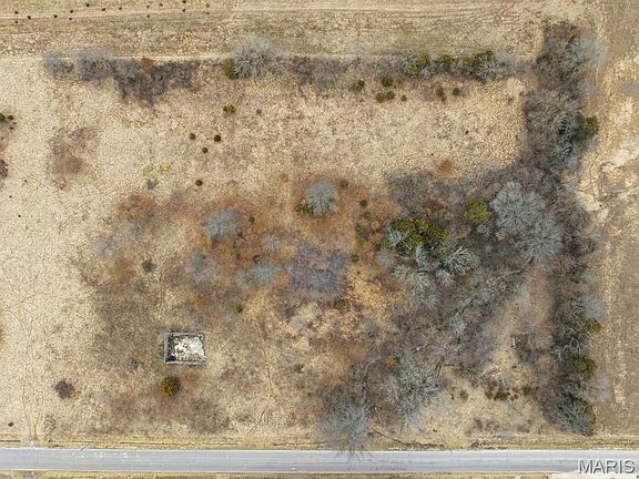 2nd image of 23372 Powerline Rd