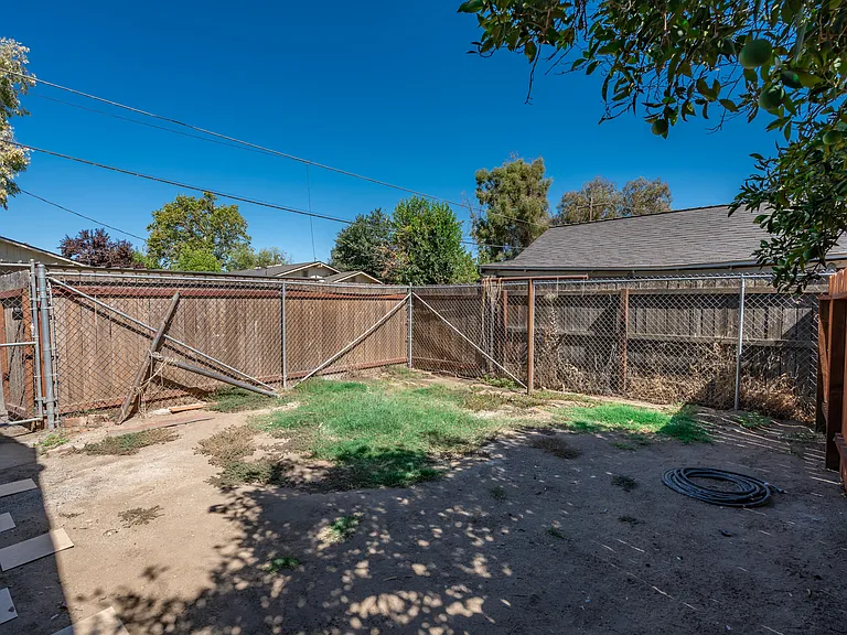 1503 N Glenn Ave #B — Photo 15