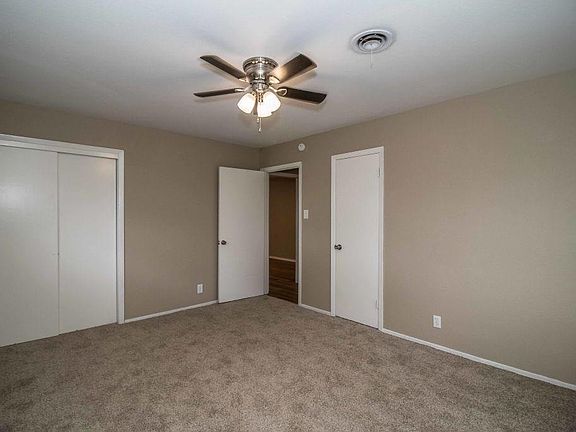 2nd image of 811 Royce Dr