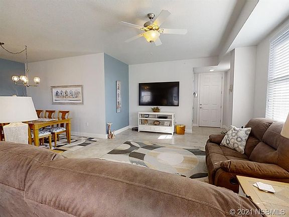 5th image of 5 Riverwalk Dr #401
