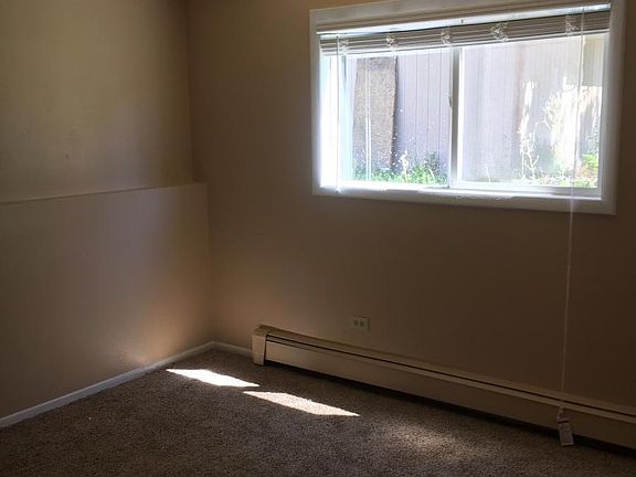 2nd image of 4231 Forrest Hill Pl APT 3