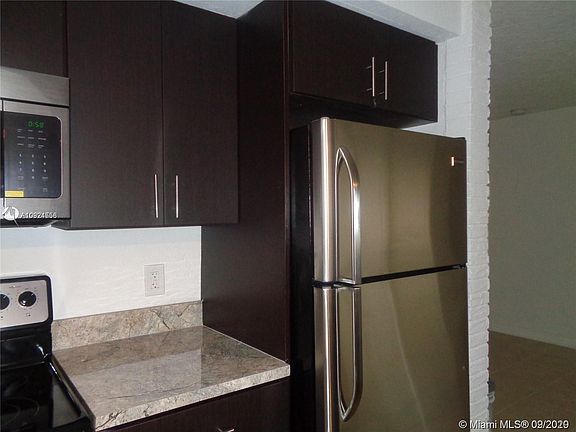 4th image of 2871 NW 18th Ct #2871