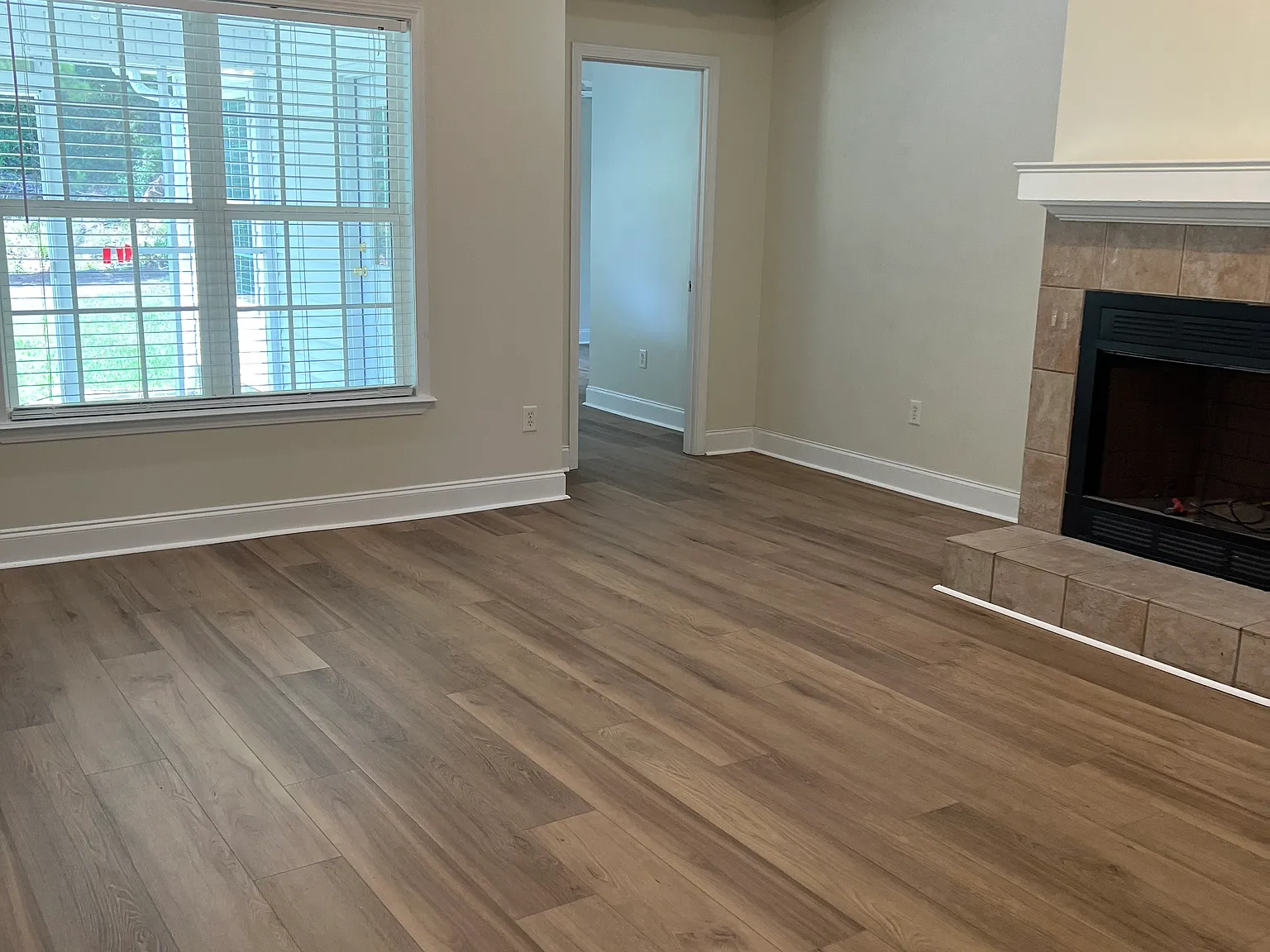 3 bed, 1440 sqft, $1,800 — Photo 4