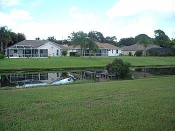2nd image of 689 Rotonda Cir