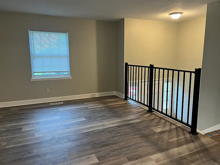526 County Road 618 — Photo 10