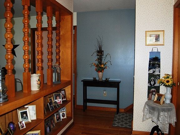 3rd image of 815 N 12th St