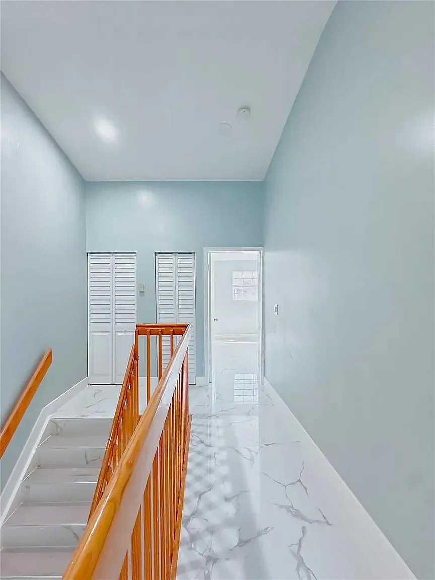 2 bed, 1350 sqft, $2,500 — Photo 3