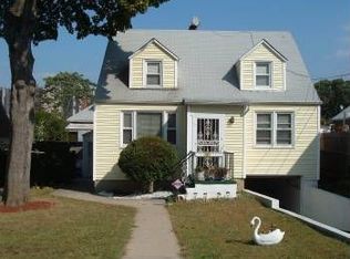 2846 Gunther Ave, Bronx, NY 10469