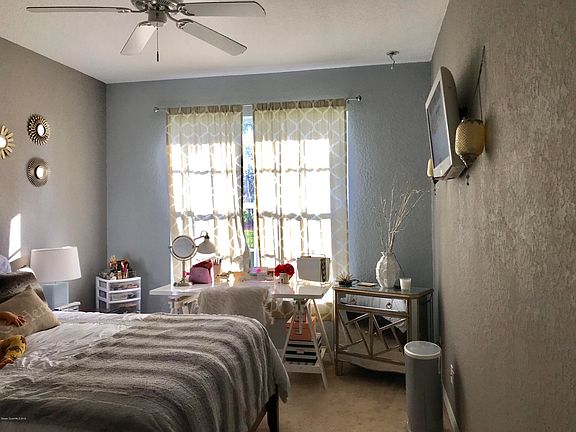 3rd image of 9935 E Villa Cir