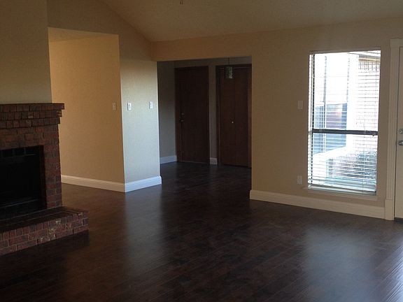2nd image of 6105 Waterway Dr