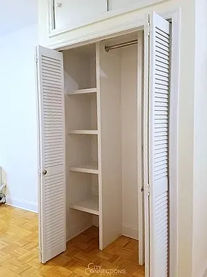 Rented by City Connections Realty | media 5