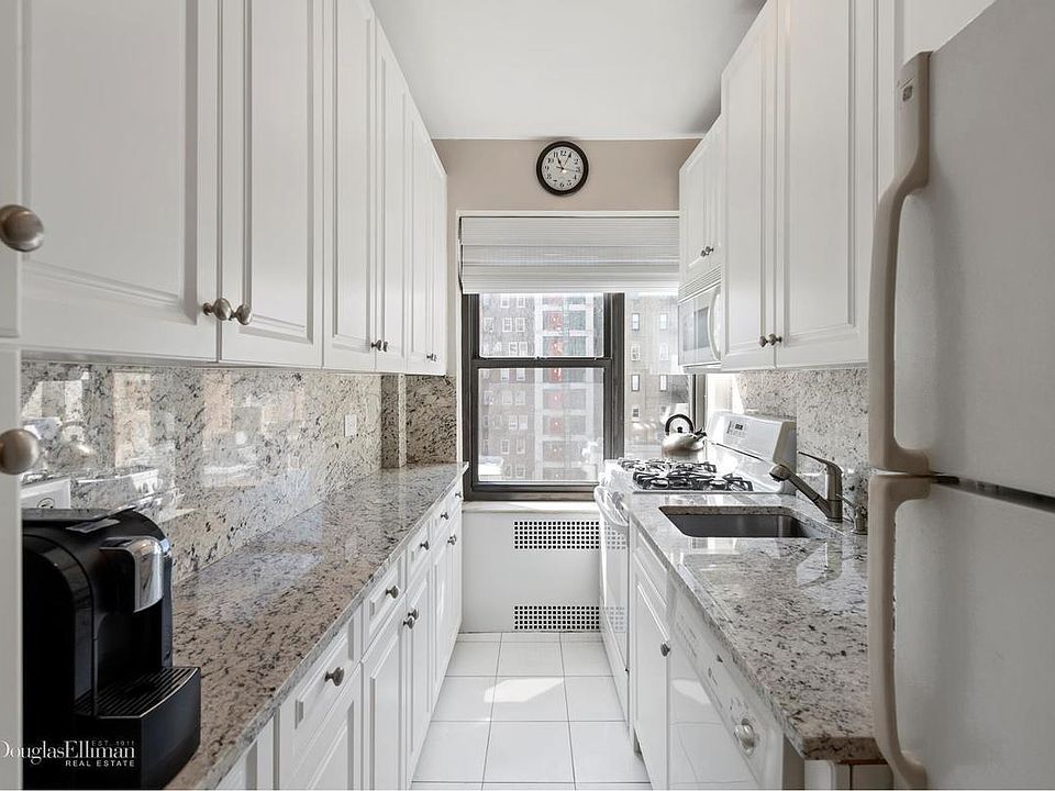 1st image of 19 E 80th St APT 10C