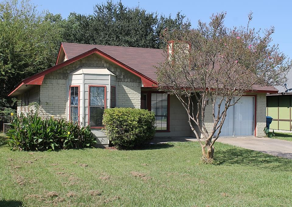 1st image of 103 Colt Cir
