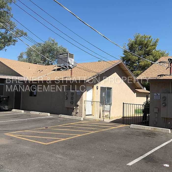 1st image of 854 N Stapley Dr