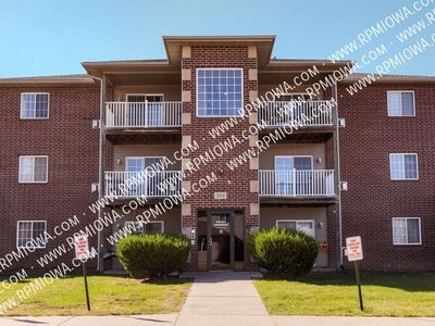 701 SE Dovetail Rd APT 4, Grimes, IA, 50111